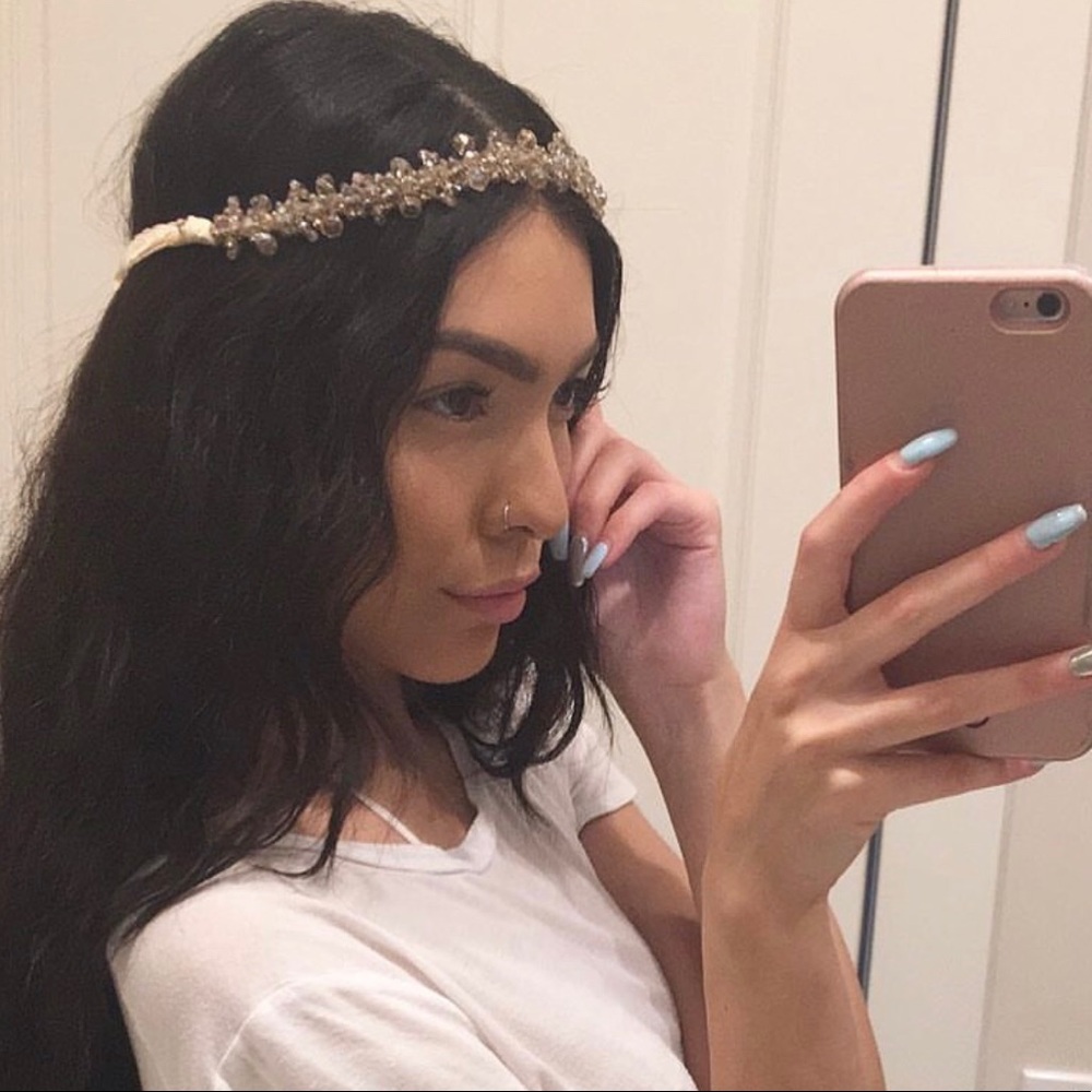 ADORABLE HAIR ACCESSORY